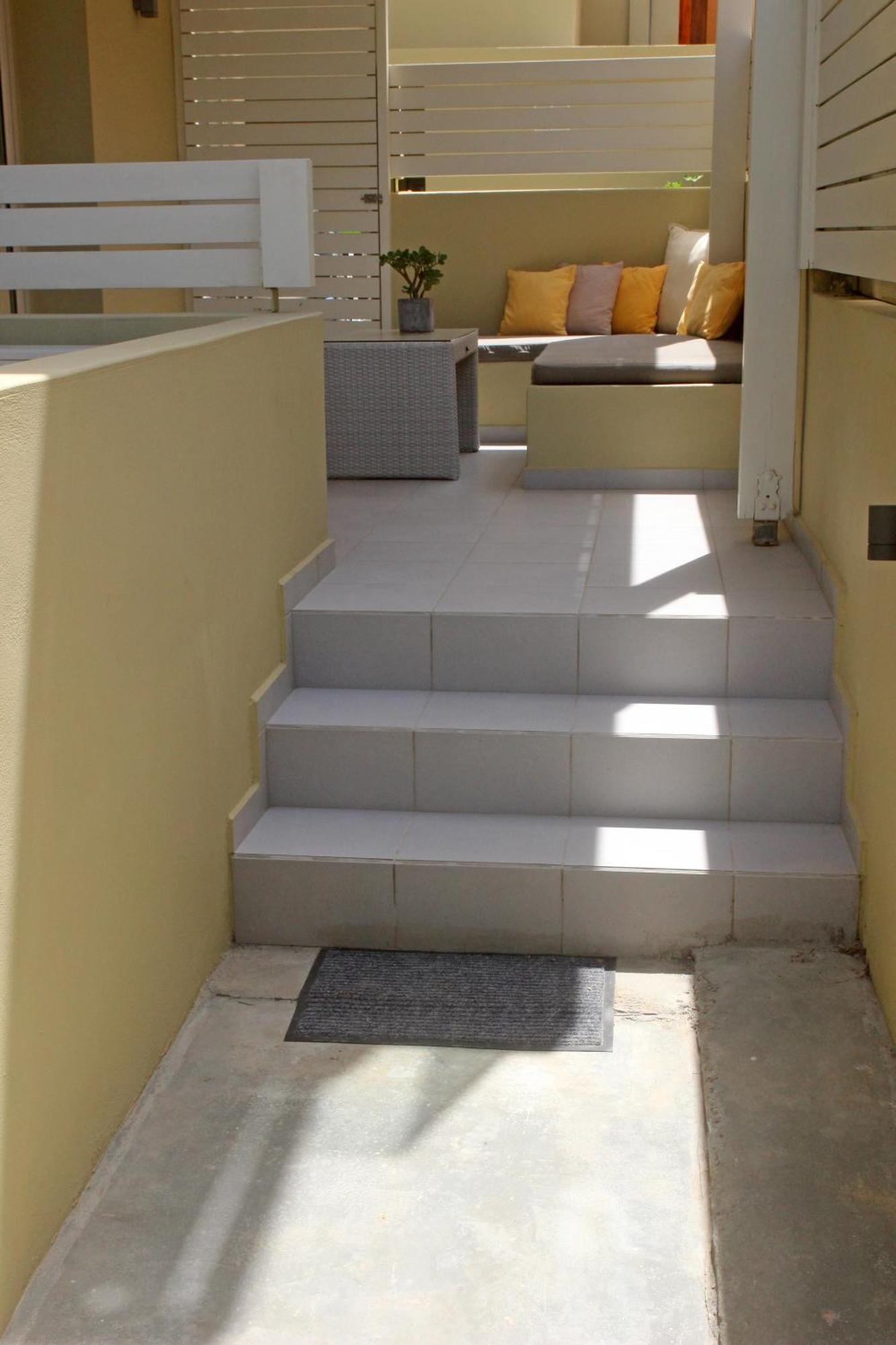 Effi Apartments Platanias  Bilik gambar