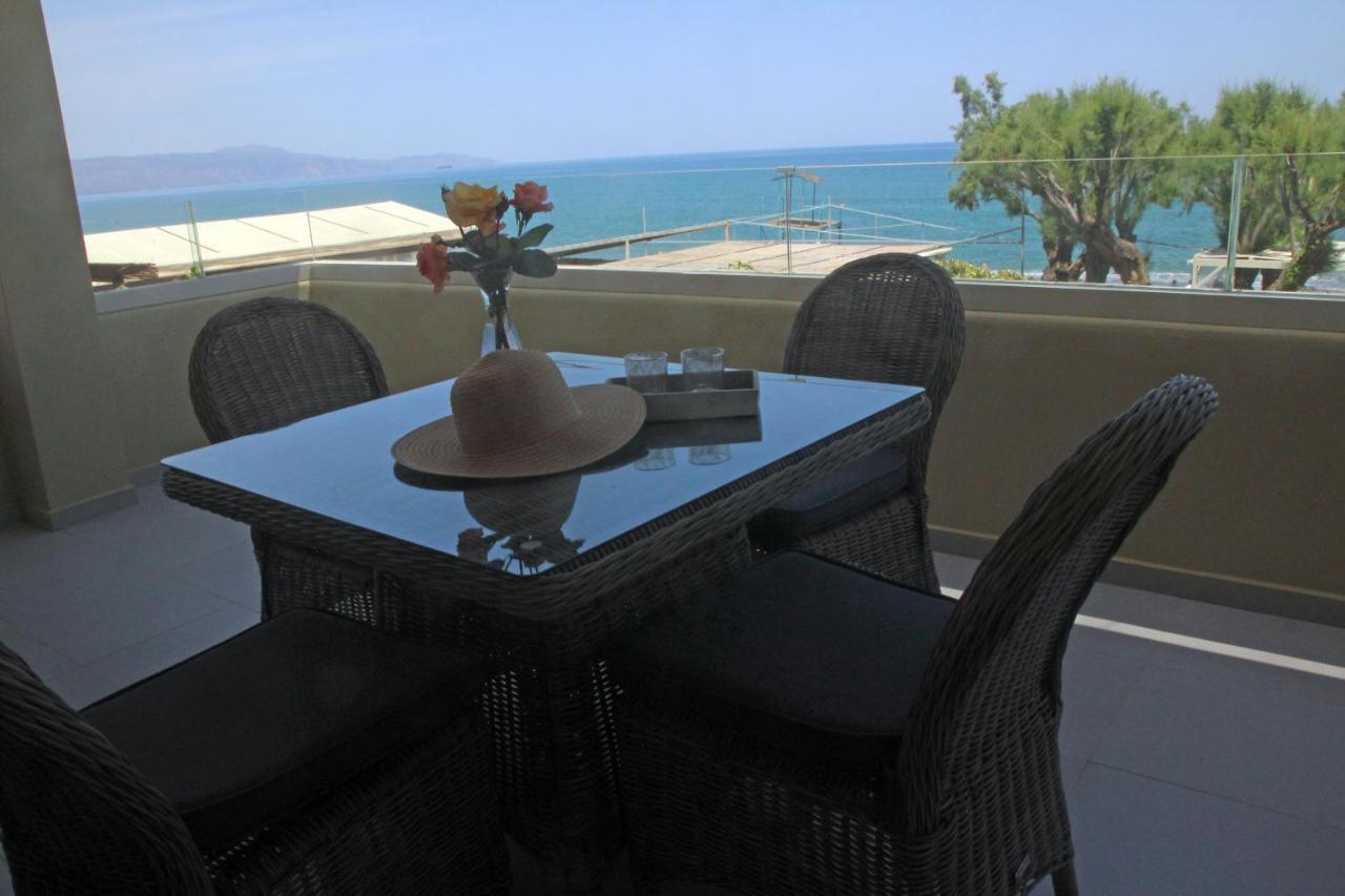 Effi Apartments Platanias  Bilik gambar